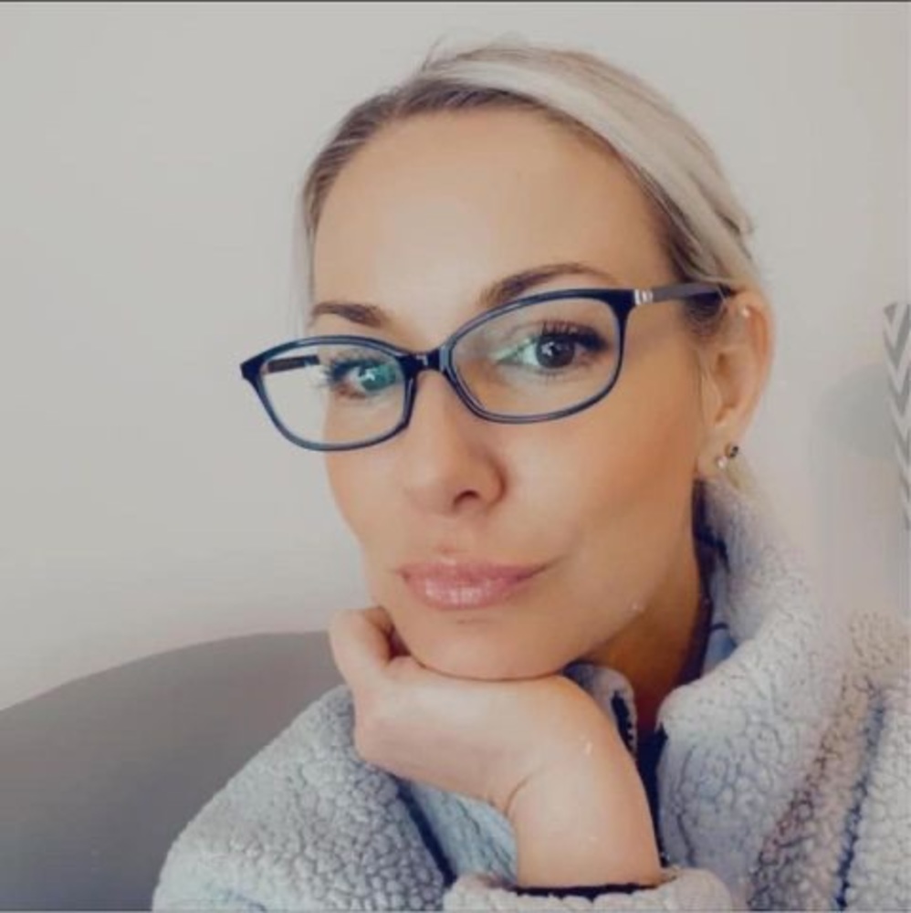 Meet your Posher, Alison